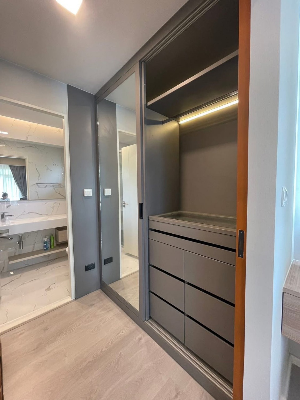 Baan Manthana Bangna-Wongwaen