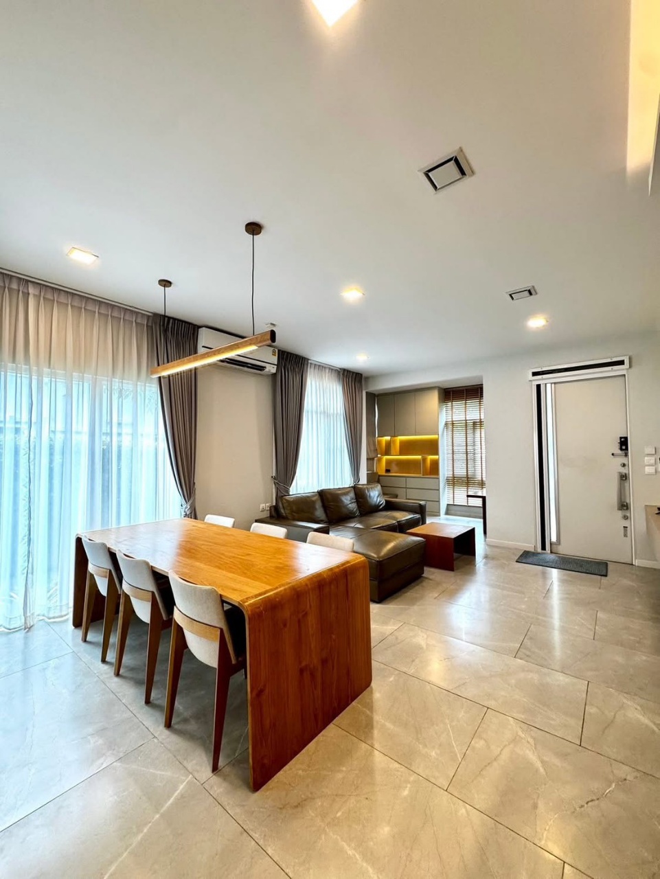 Baan Manthana Bangna-Wongwaen