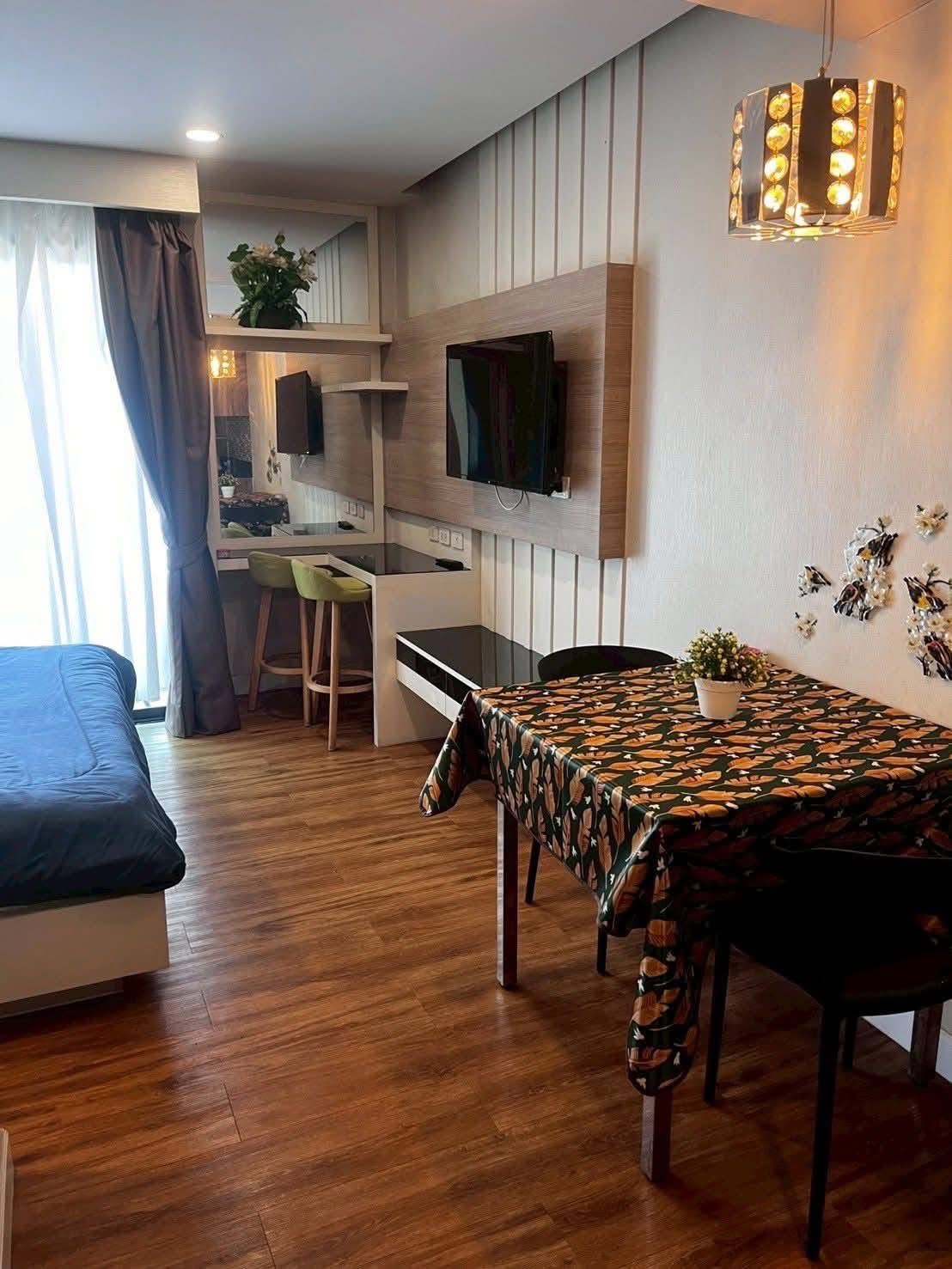 Dusit Grand Park 1