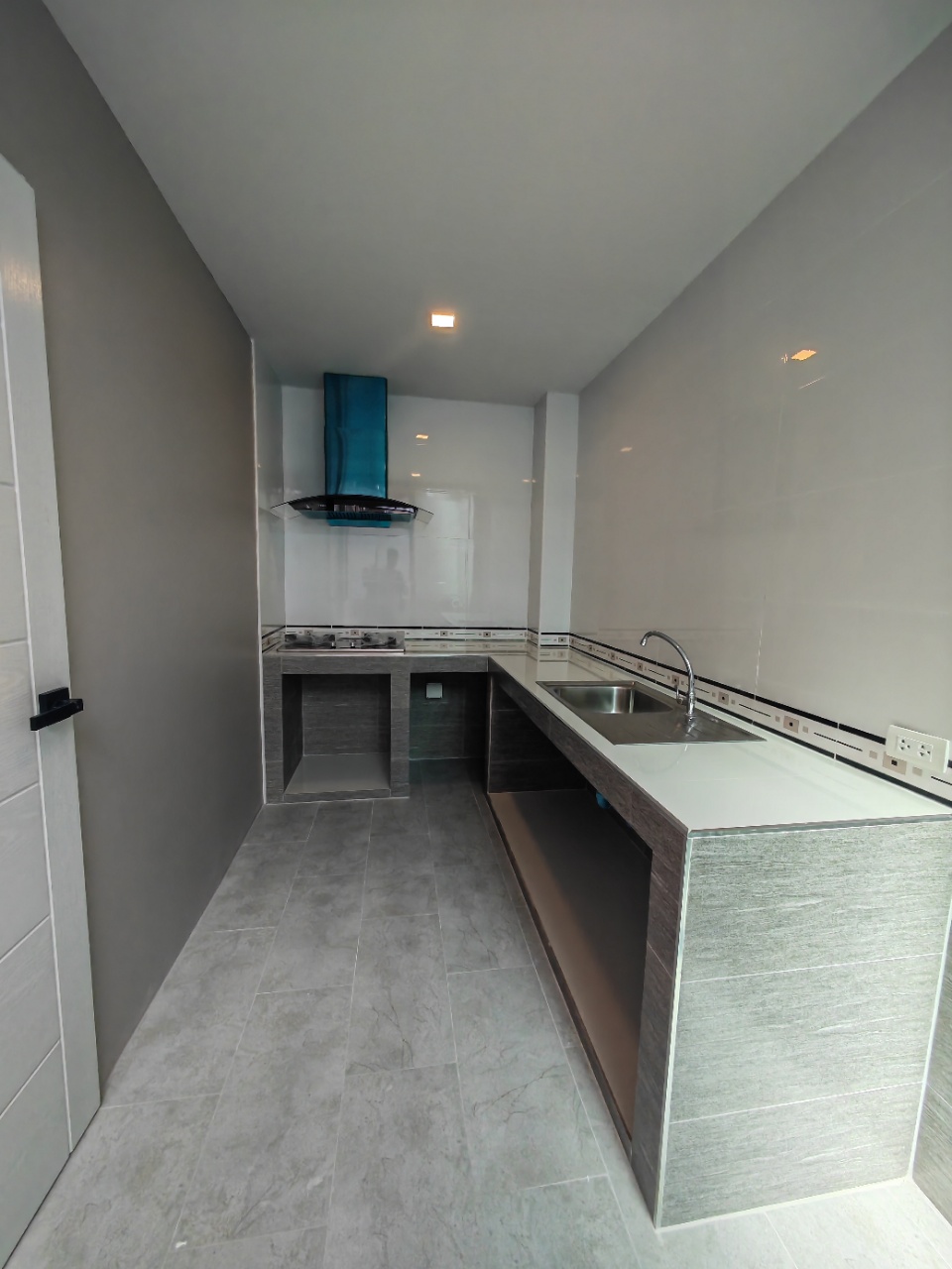 芭提雅威尼斯联排别墅