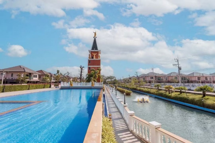 芭提雅威尼斯联排别墅