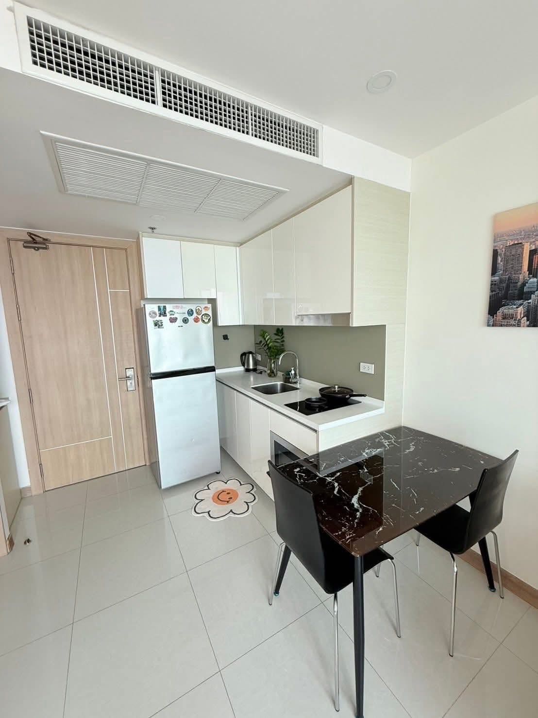 里维埃拉乔木提恩公寓