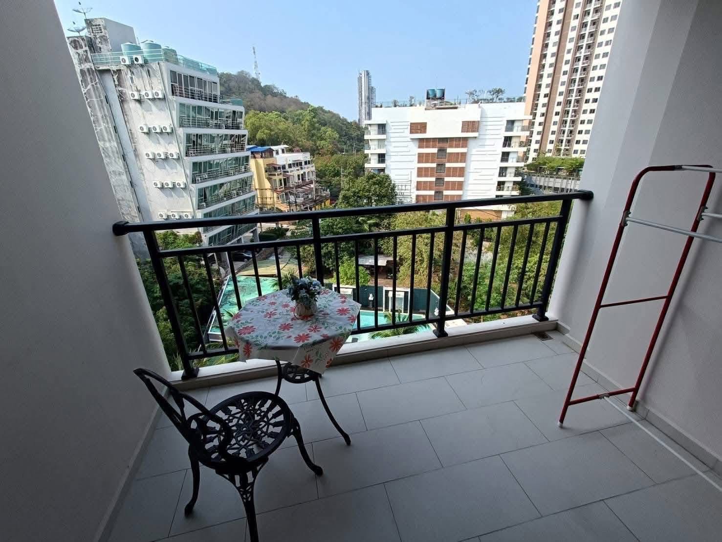 Arcadia Center Suites Condo