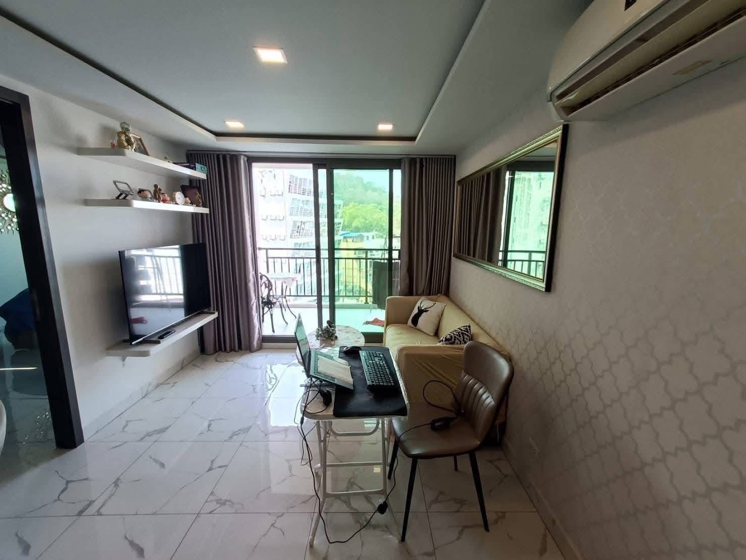 Arcadia Center Suites Condo