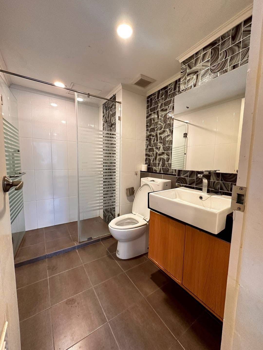 Dusit Grand Park 1