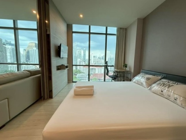 The Room Sukhumvit 21