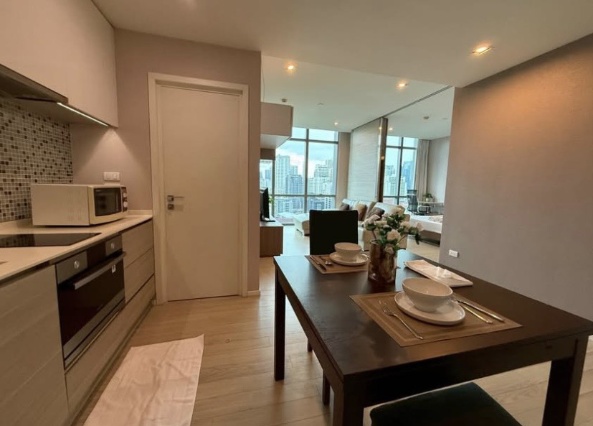 The Room Sukhumvit 21