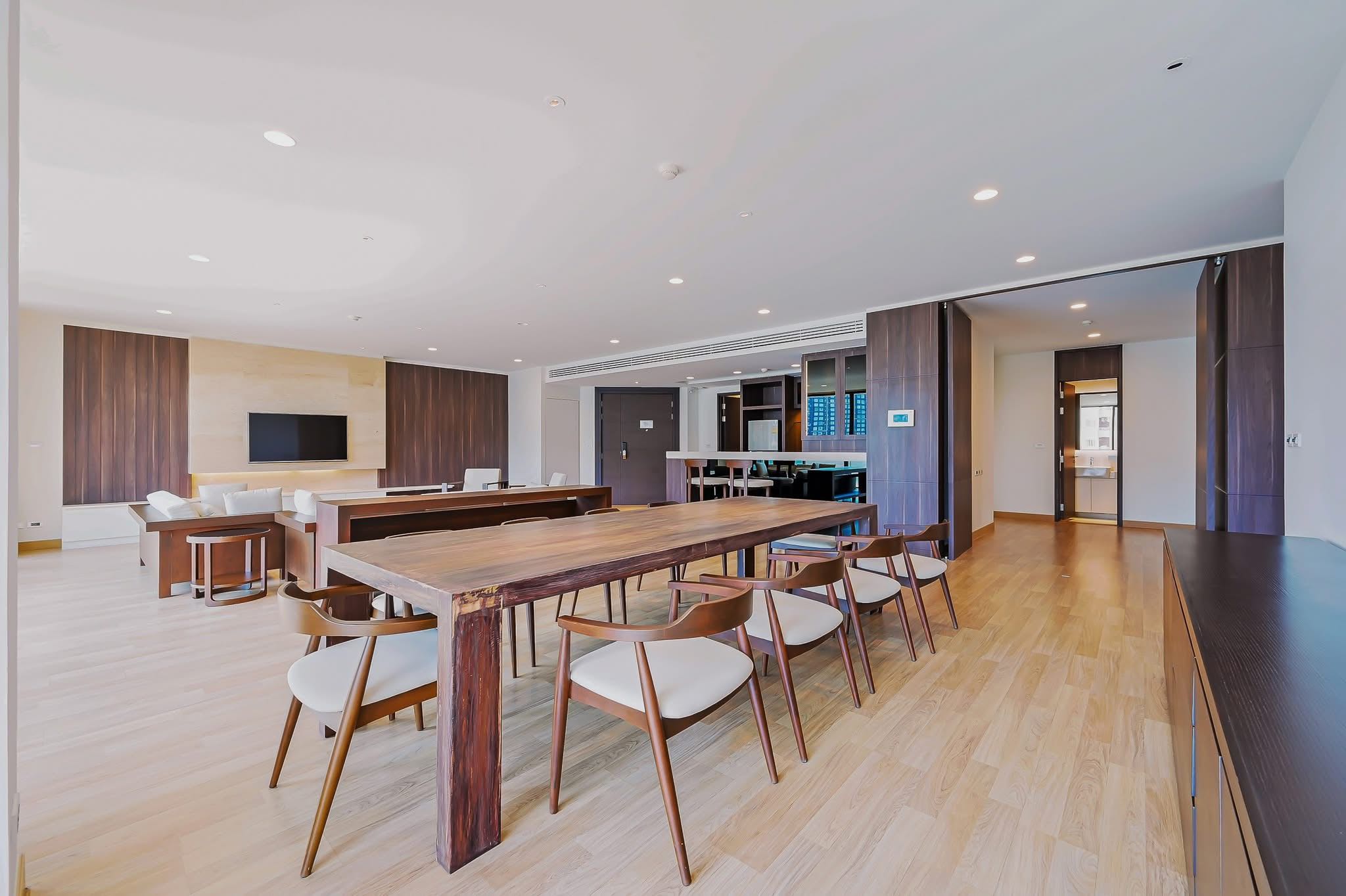 Park Court Sukhumvit 77