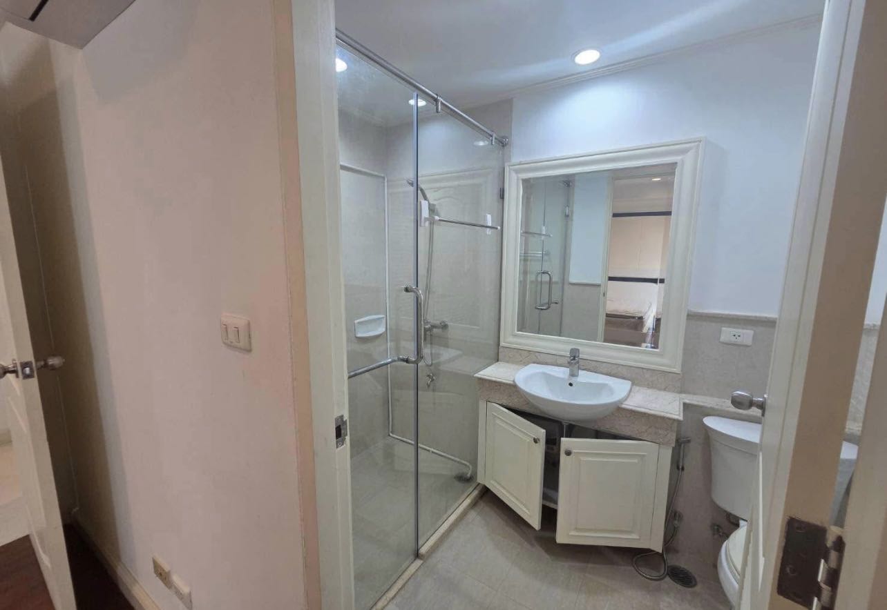 La Vie En Rose (Thonglor铜锣公寓）