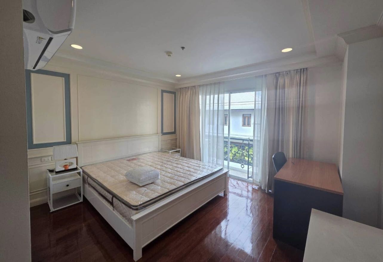 La Vie En Rose (Thonglor铜锣公寓）