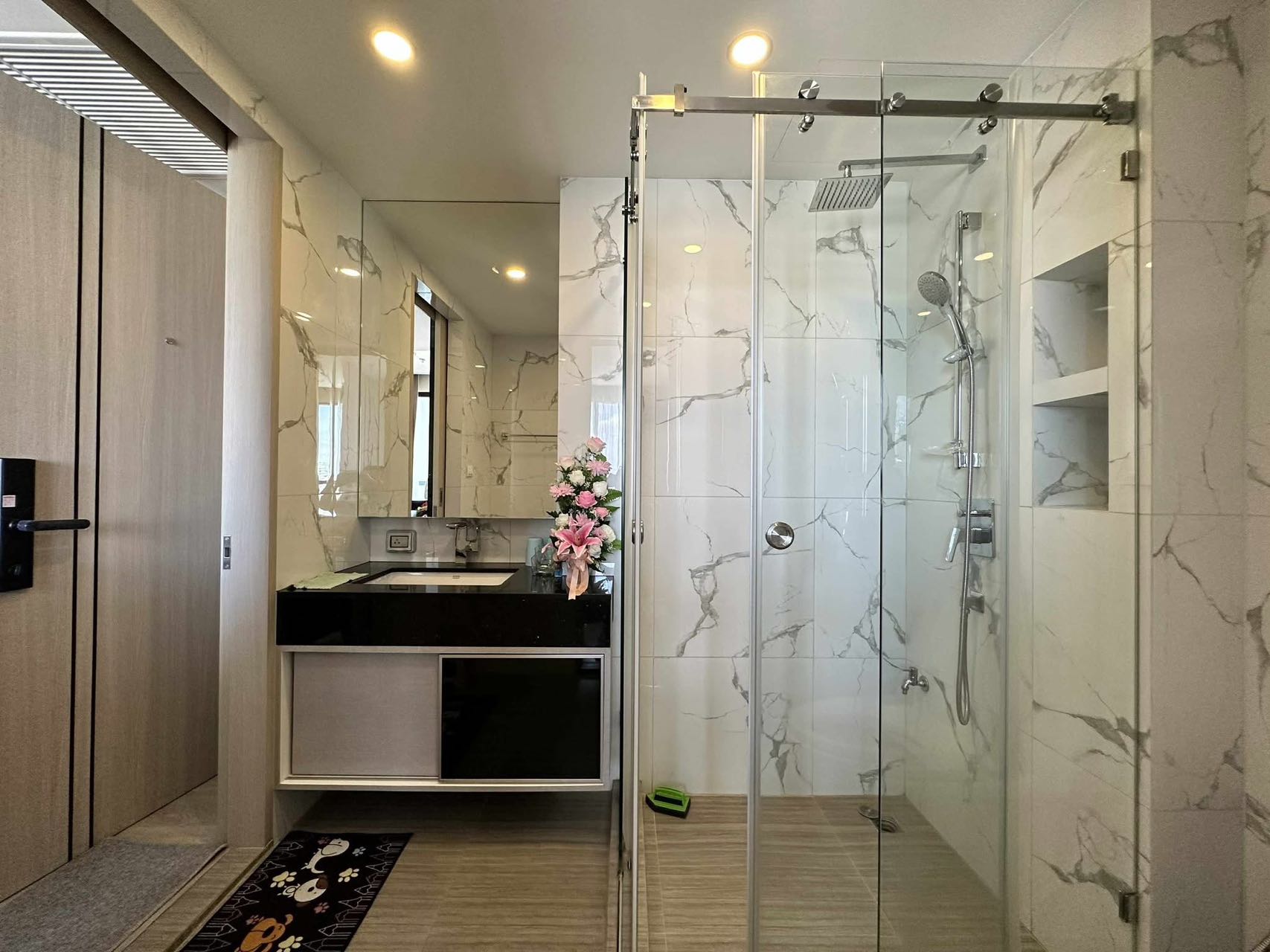 The Panora 豪华公寓