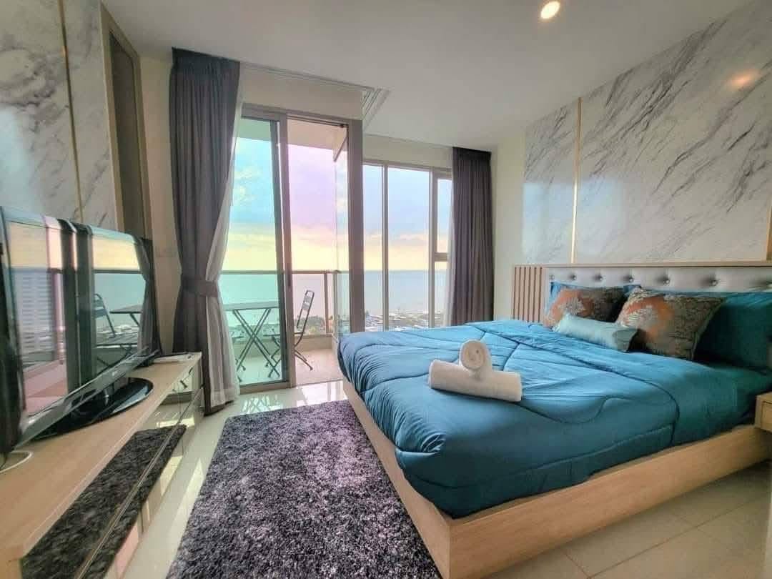 里维埃拉乔木提恩公寓