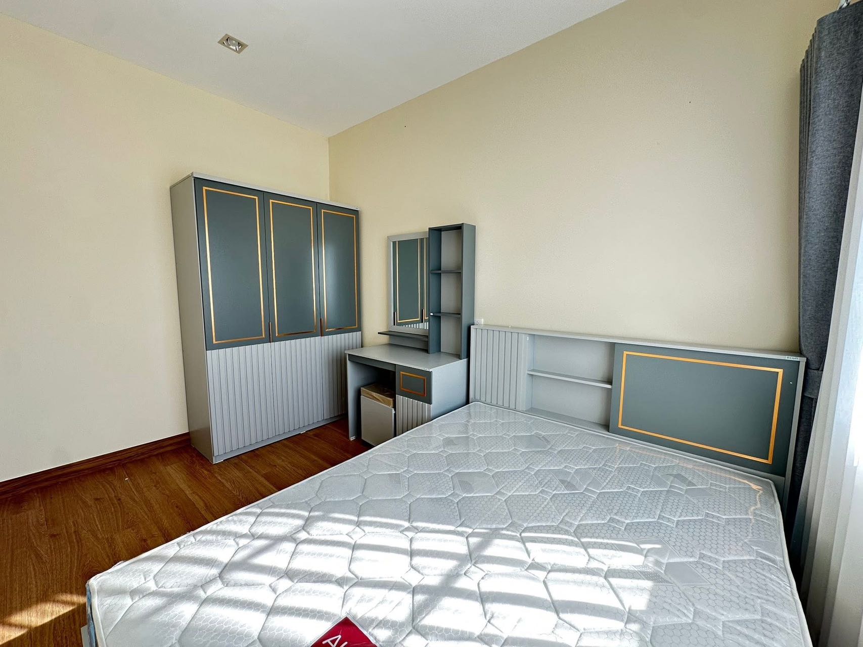 Golden Town 联排别墅