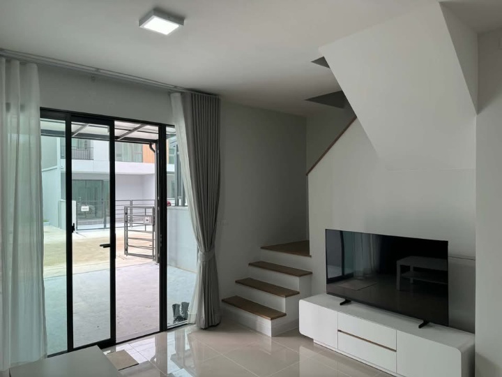 Pleno Sukhumvit Bangna 2