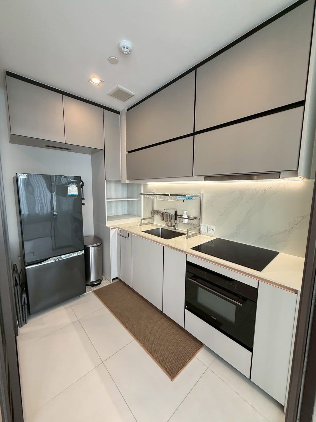 The Room Phayathai