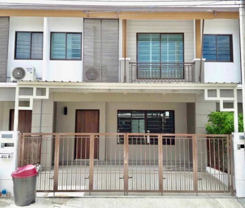 Pruksa Ville 73 Pattanakan