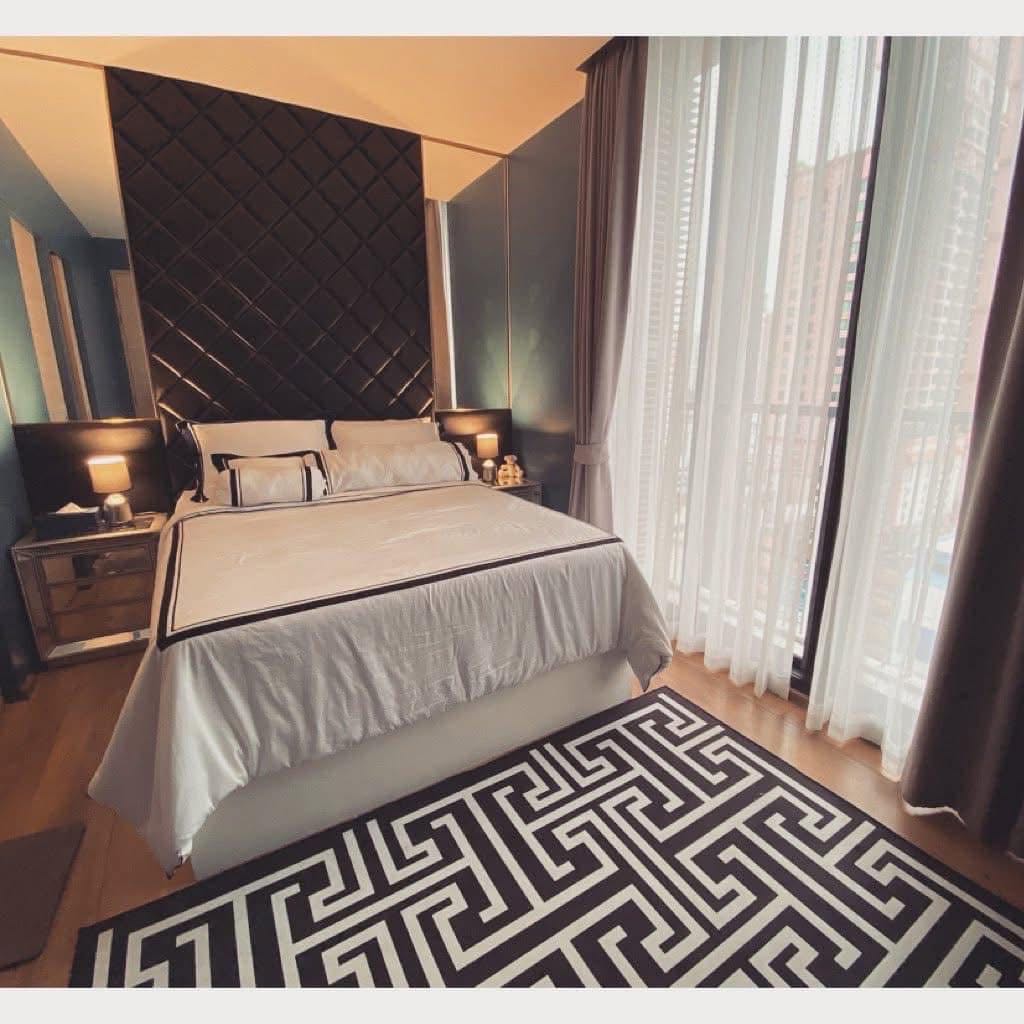 Park Origin Phrom Phong