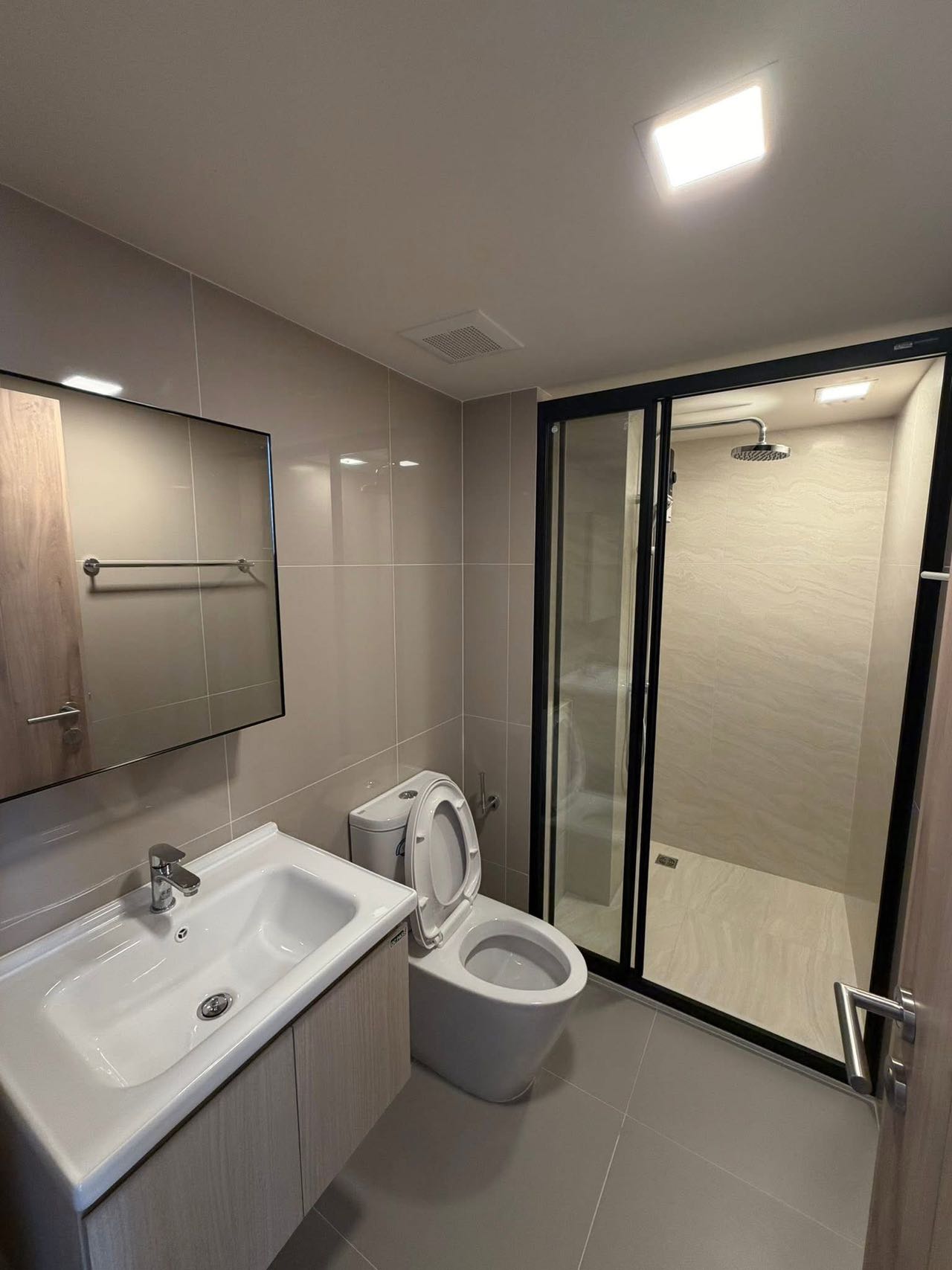 The Base Urban Rama9（复试）