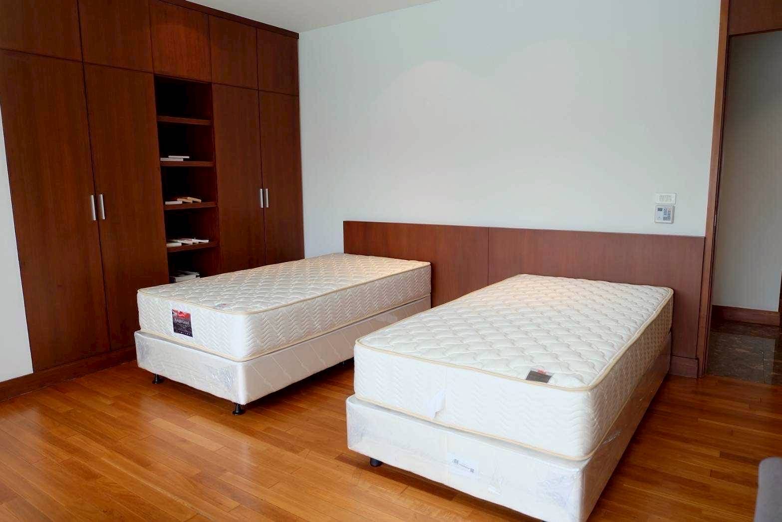 Royal Residence Park