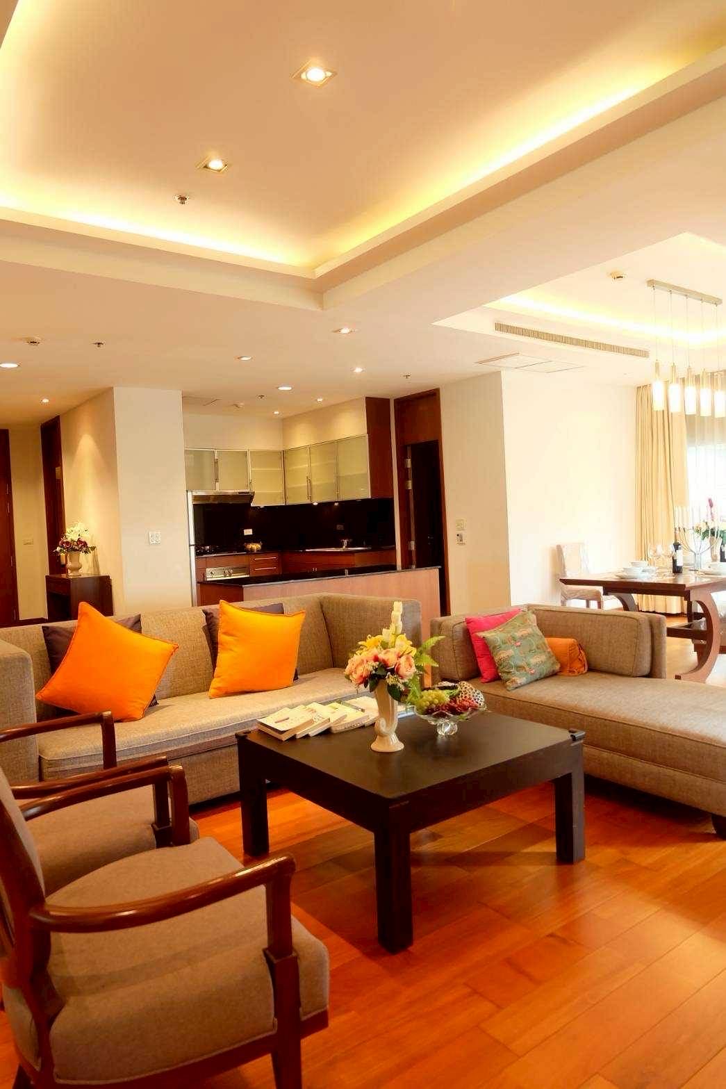 Royal Residence Park