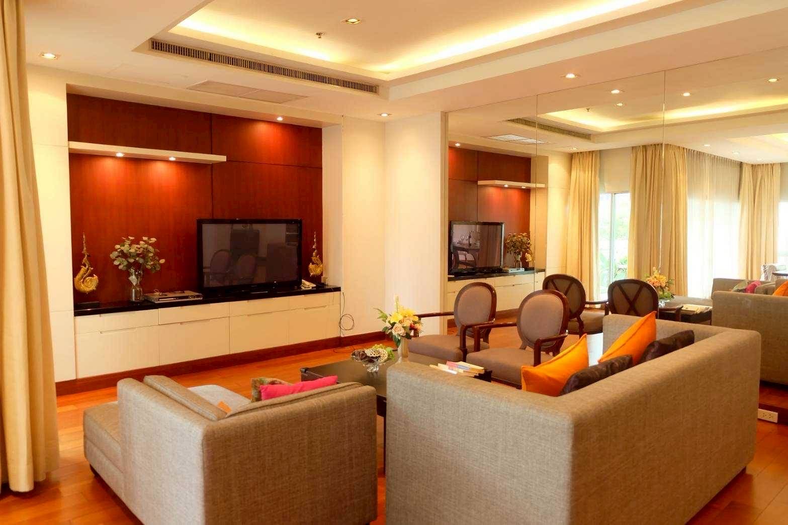 Royal Residence Park