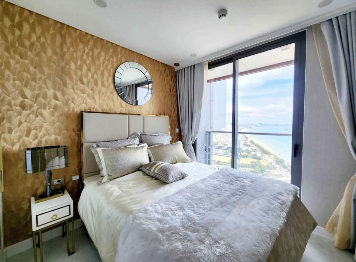 乔木提恩科帕卡巴纳海滩