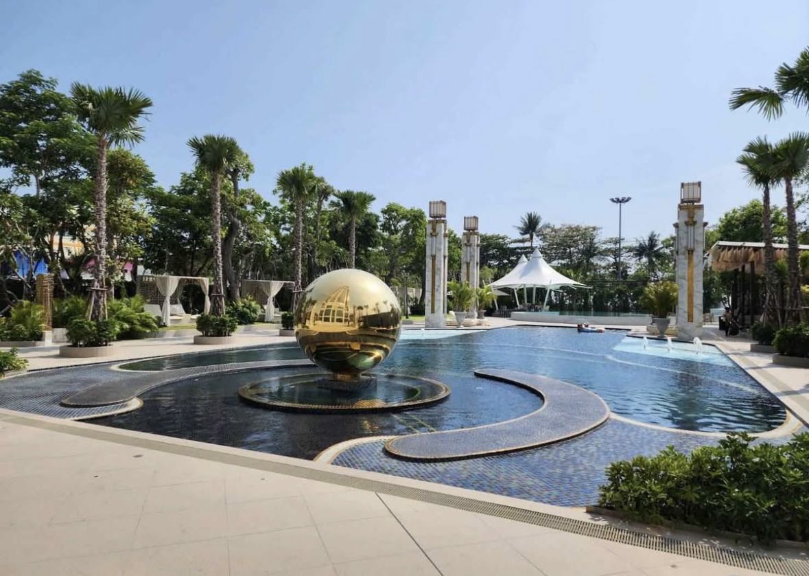 乔木提恩科帕卡巴纳海滩