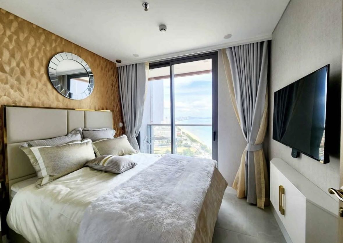 乔木提恩科帕卡巴纳海滩