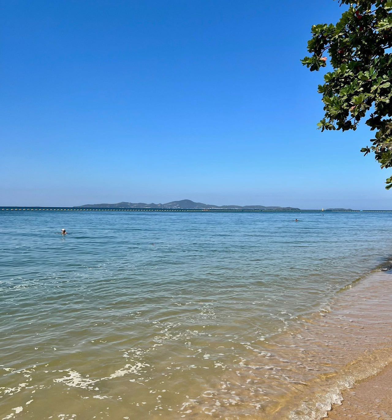 芭堤雅中天海滩 Grand Condotel