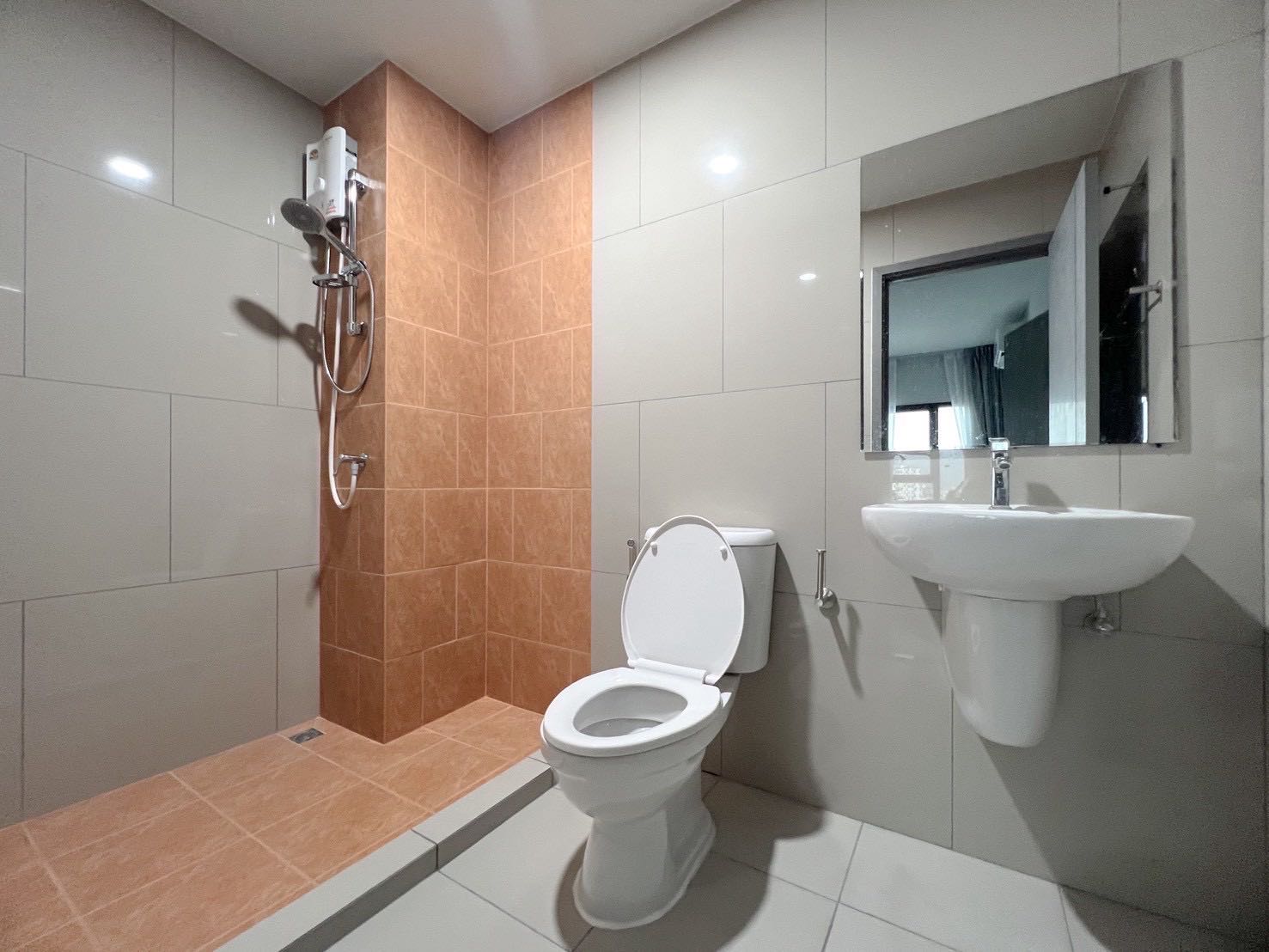 Rich Point Wutthakat