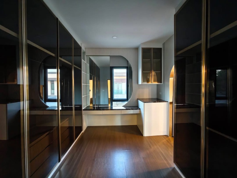 The city Sukhumvit Onnut 独栋别墅