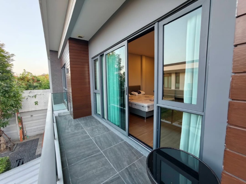 The city Sukhumvit Onnut 独栋别墅