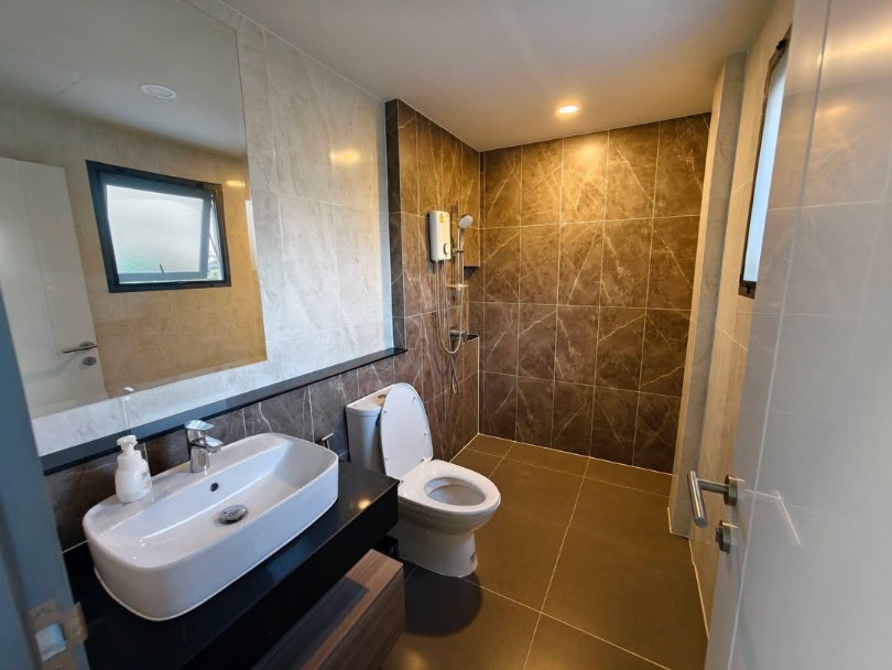 The city Sukhumvit Onnut 独栋别墅