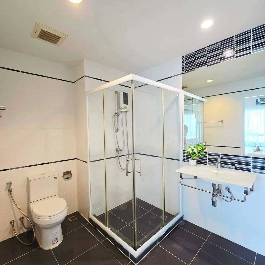 Centric Sea大厦B座