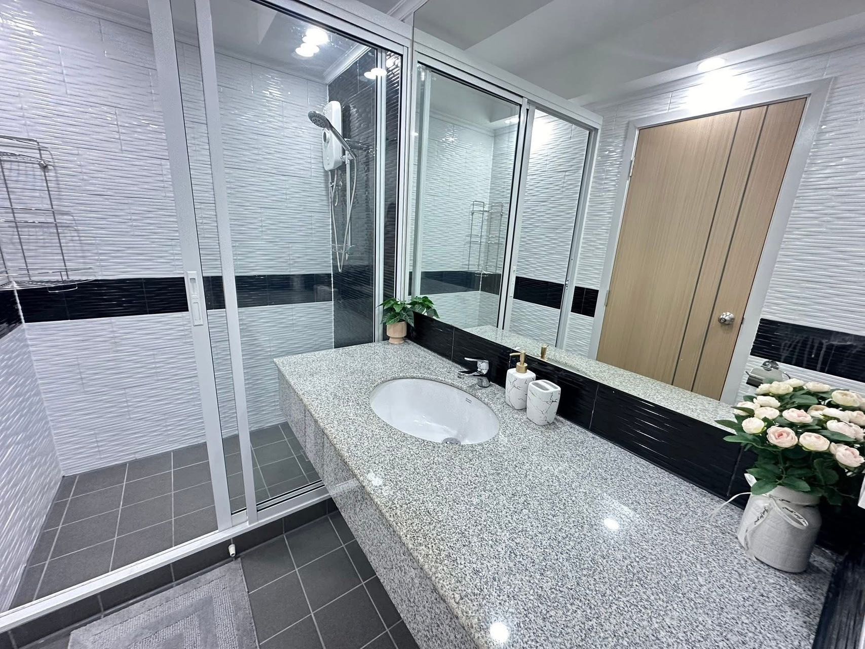 暹罗东方热带公寓