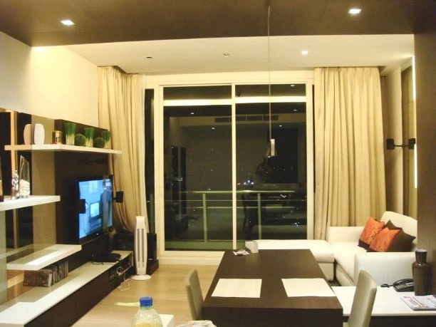 Eight Thonglor Condo
