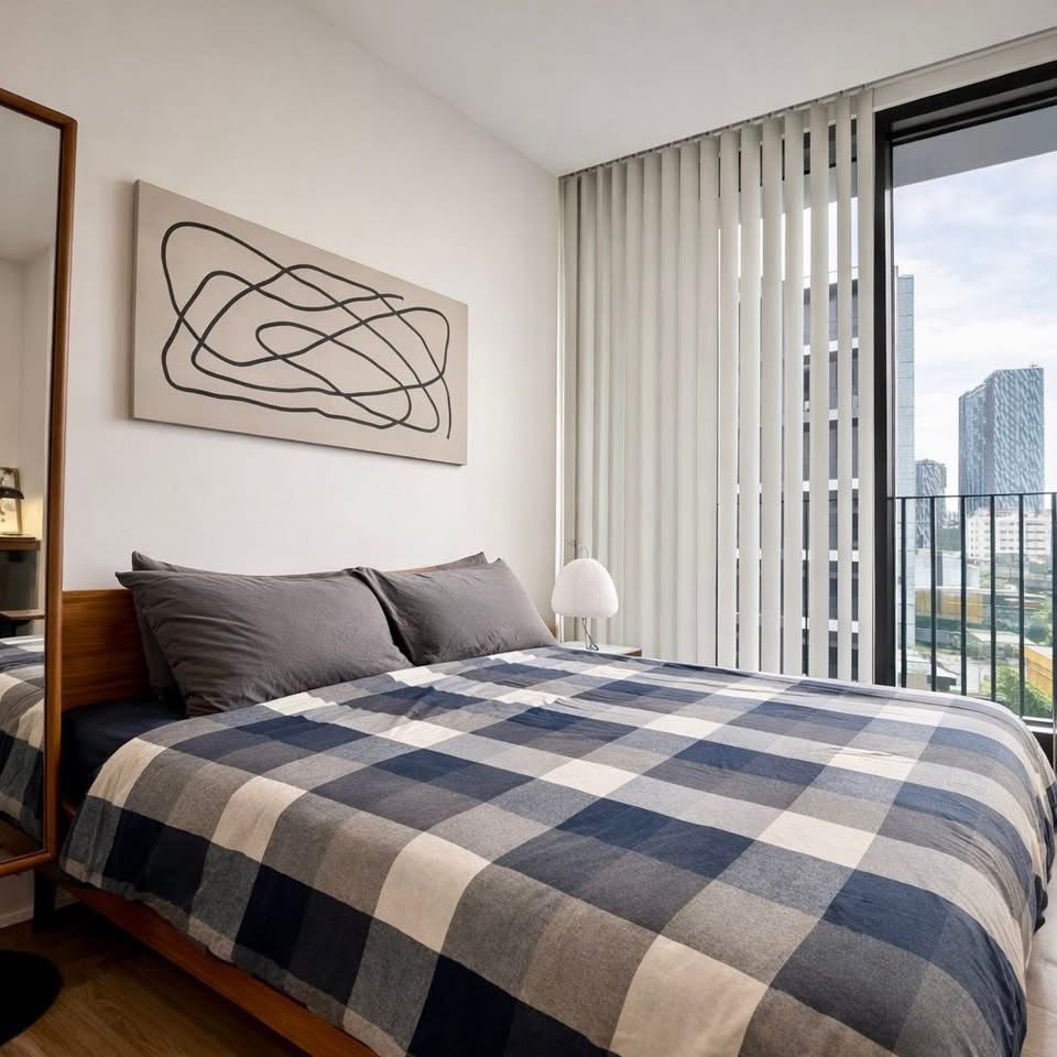 Condo Noble Around Ari