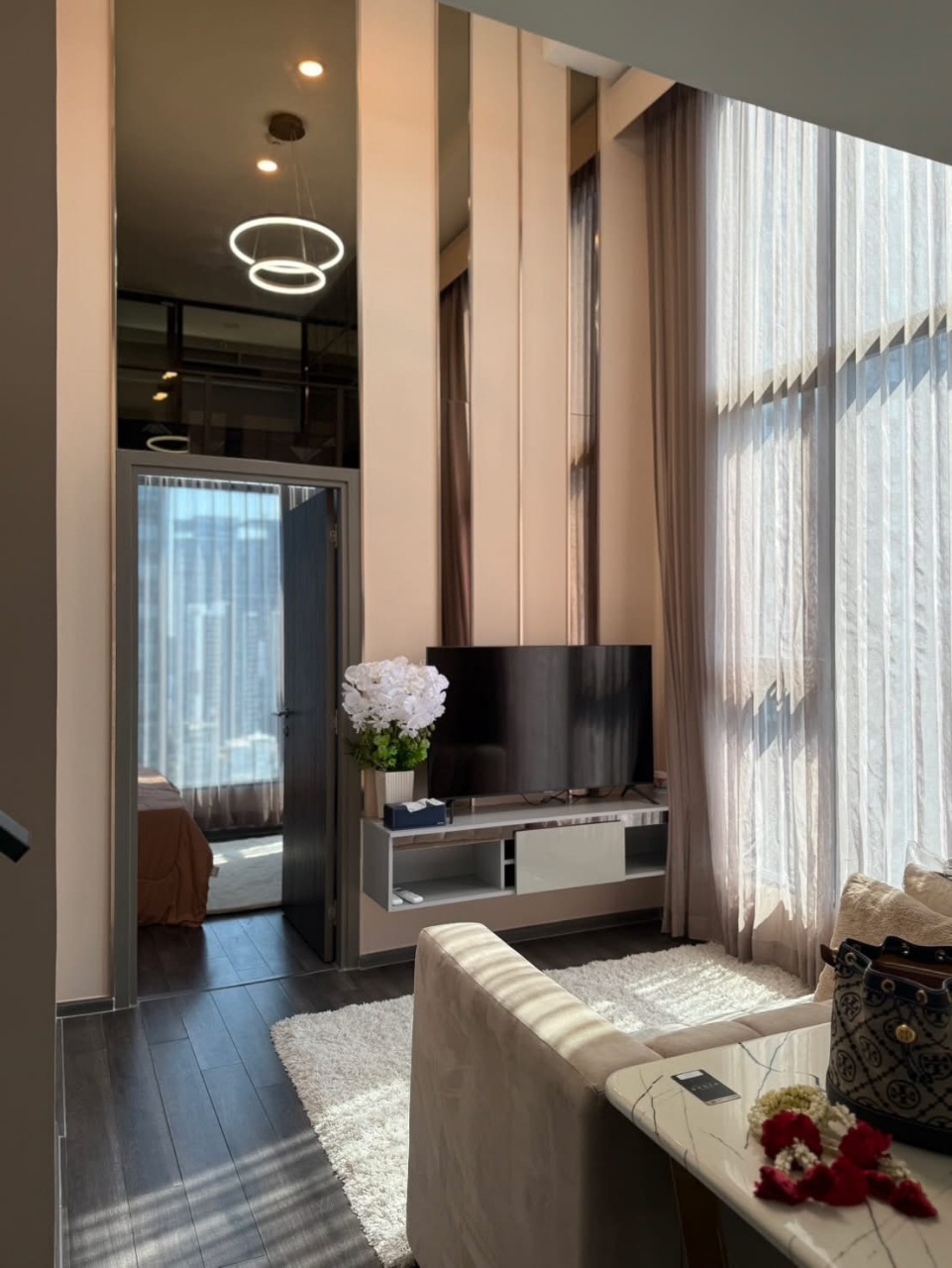 knightsbridge Space Rama 9 复试