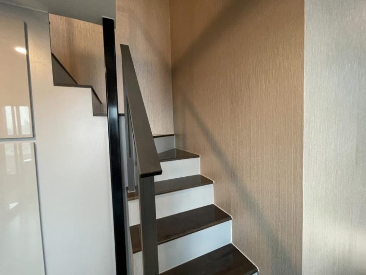 knightsbridge Space Rama 9 复试