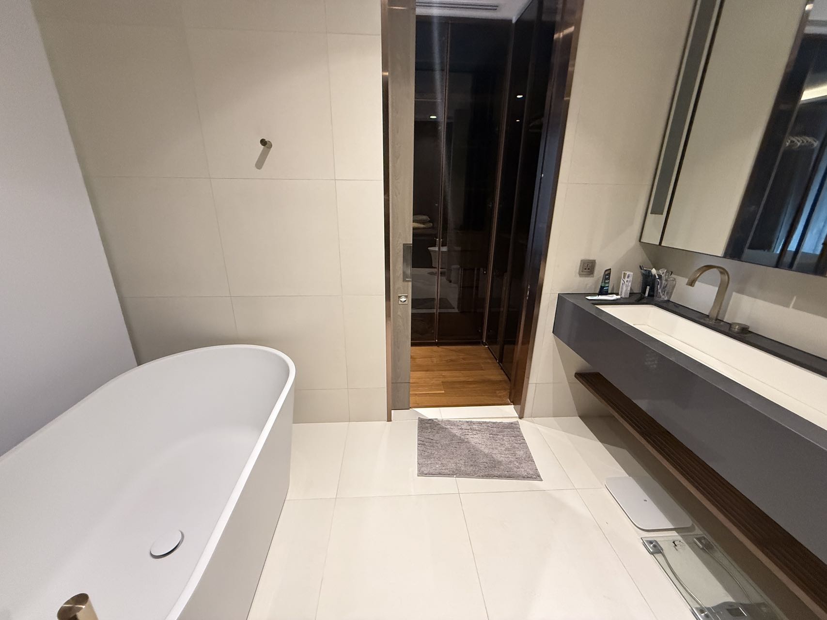 The Estelle Phrom Phong