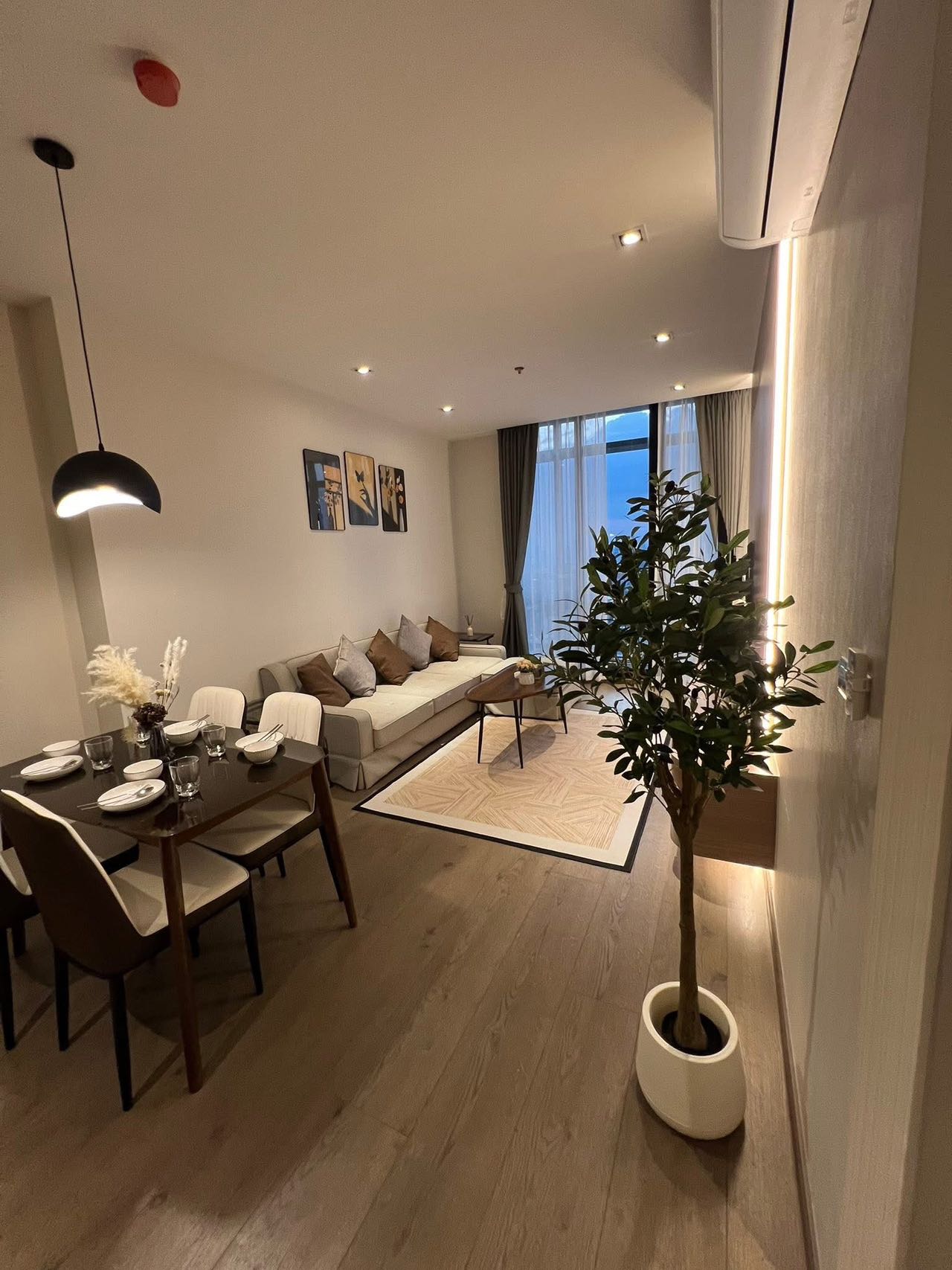 Park Origin Phrom Phong