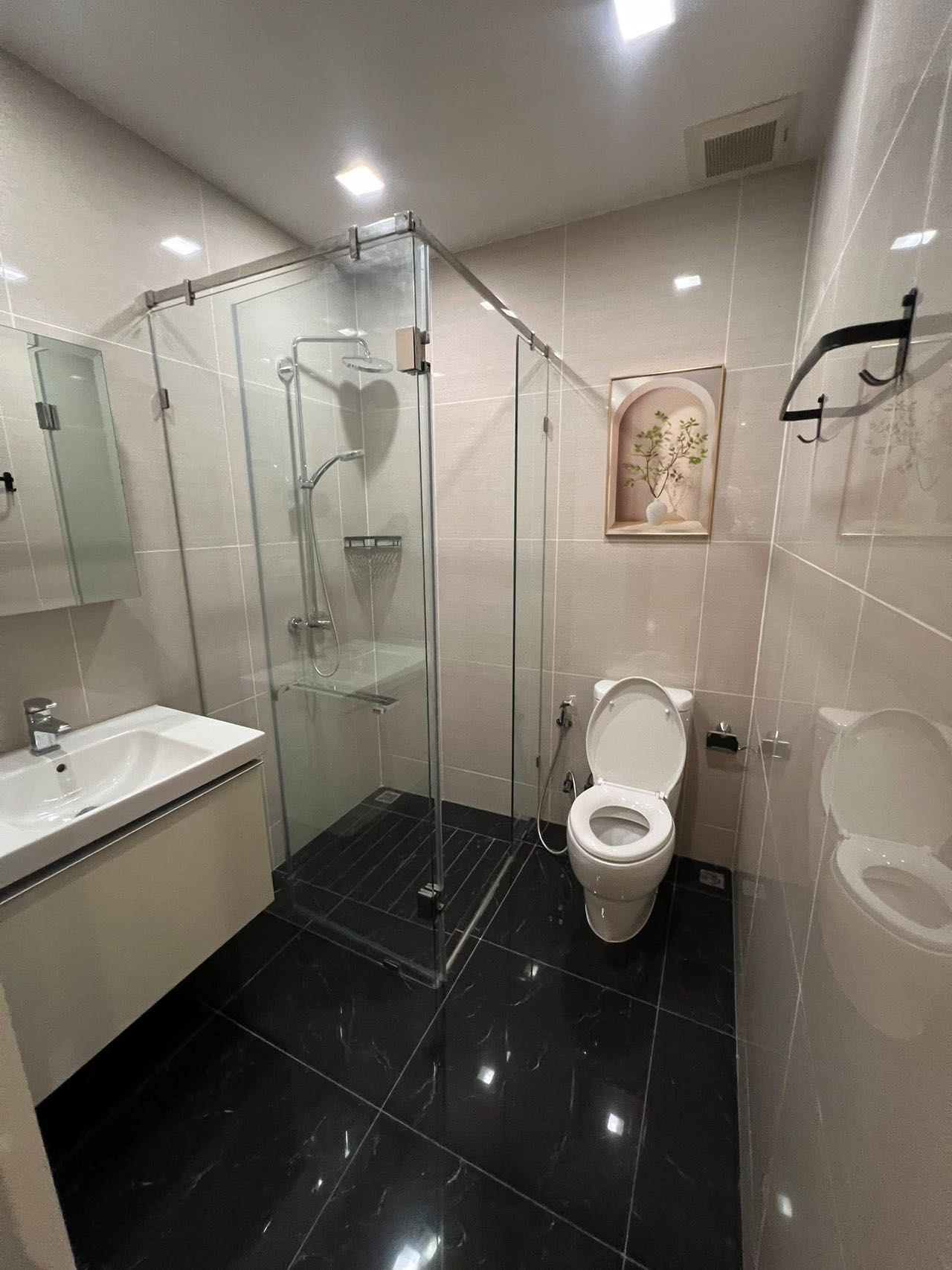 Park Origin Phrom Phong