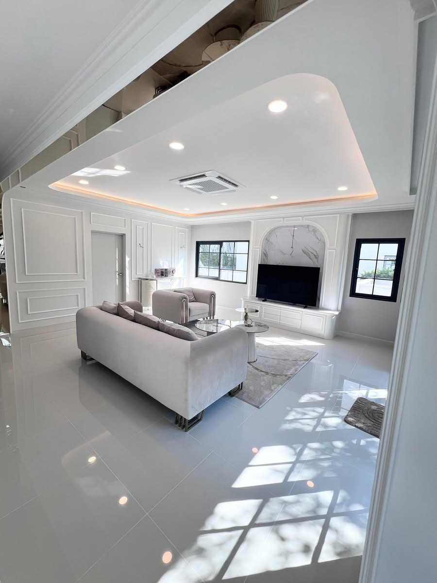 Centro Bangna Phase2 独栋别墅