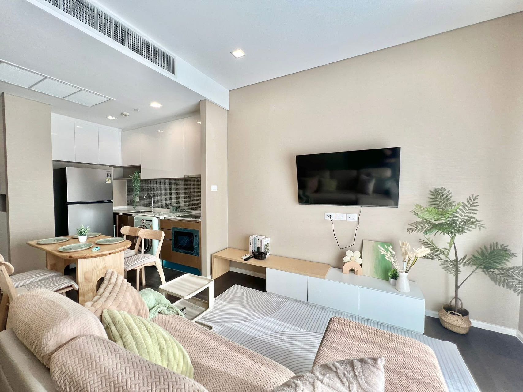 The Saint Residences 两室两卫55平 Ha Yeak LADPRAO