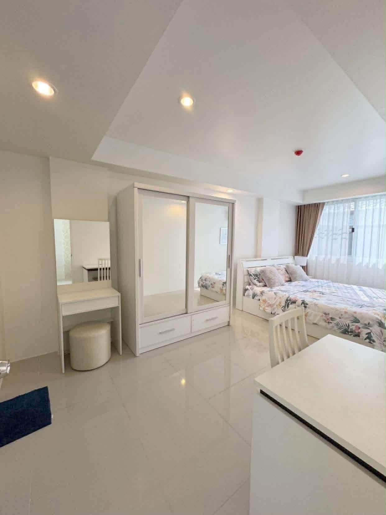 The Mountain Condo Khaotalo Pattaya