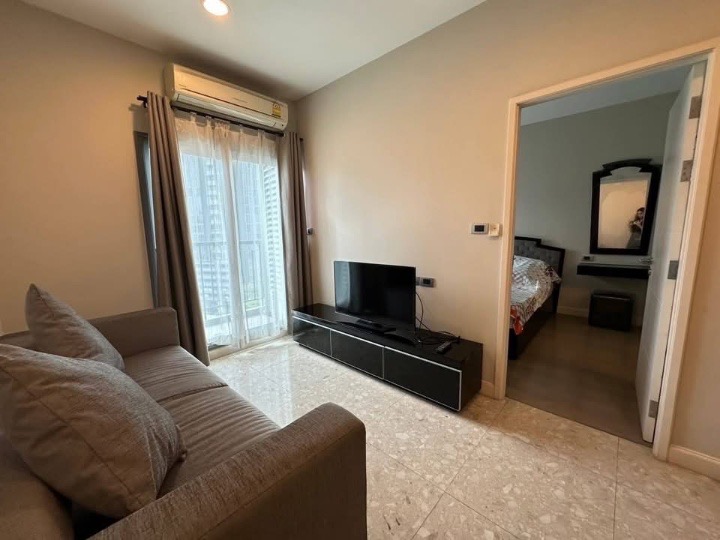 The Crest Sukhumvit 34