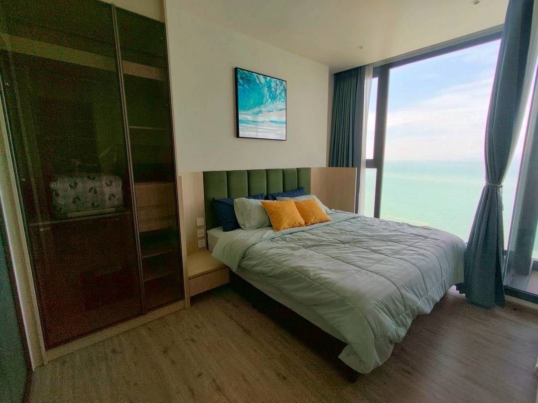 Arom Wongamat Pattaya