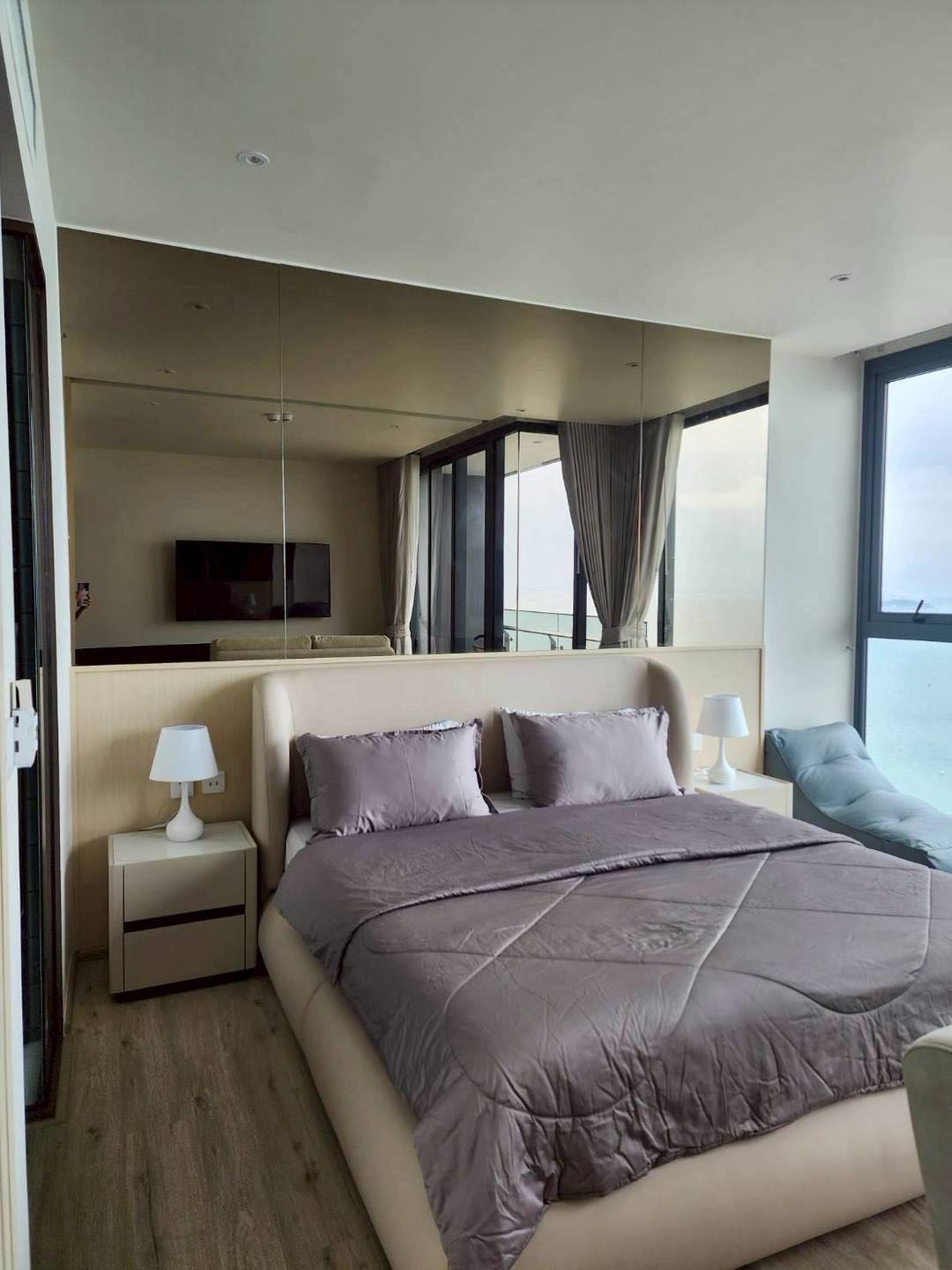 Arom Wongamat Pattaya