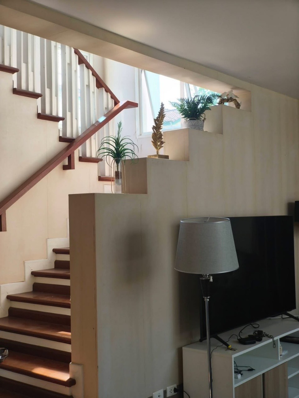 Rasa Spanish Courtyard