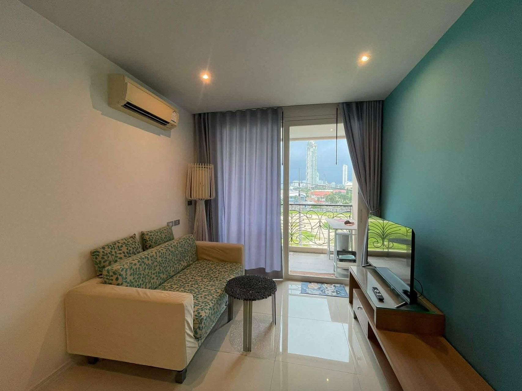 Atlantis Condo Resort 